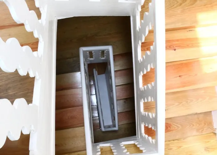 ゲストハウス Domi & ギマランイス