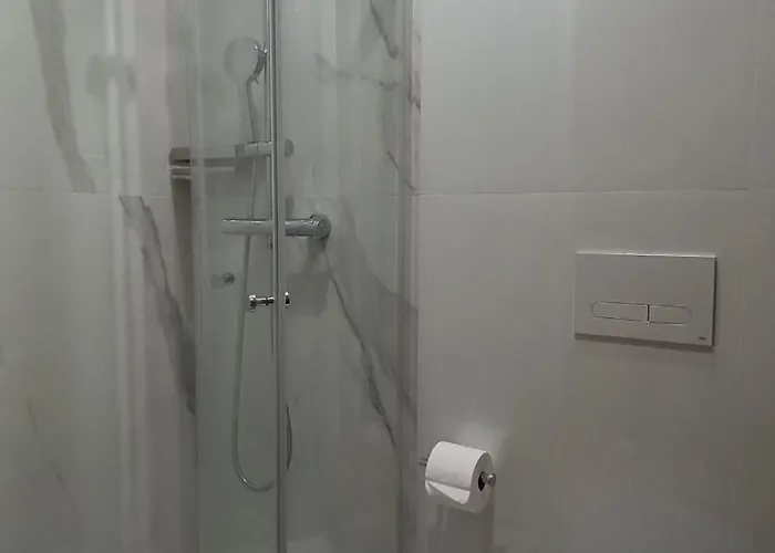 Domi & Pensjonat Guimarães